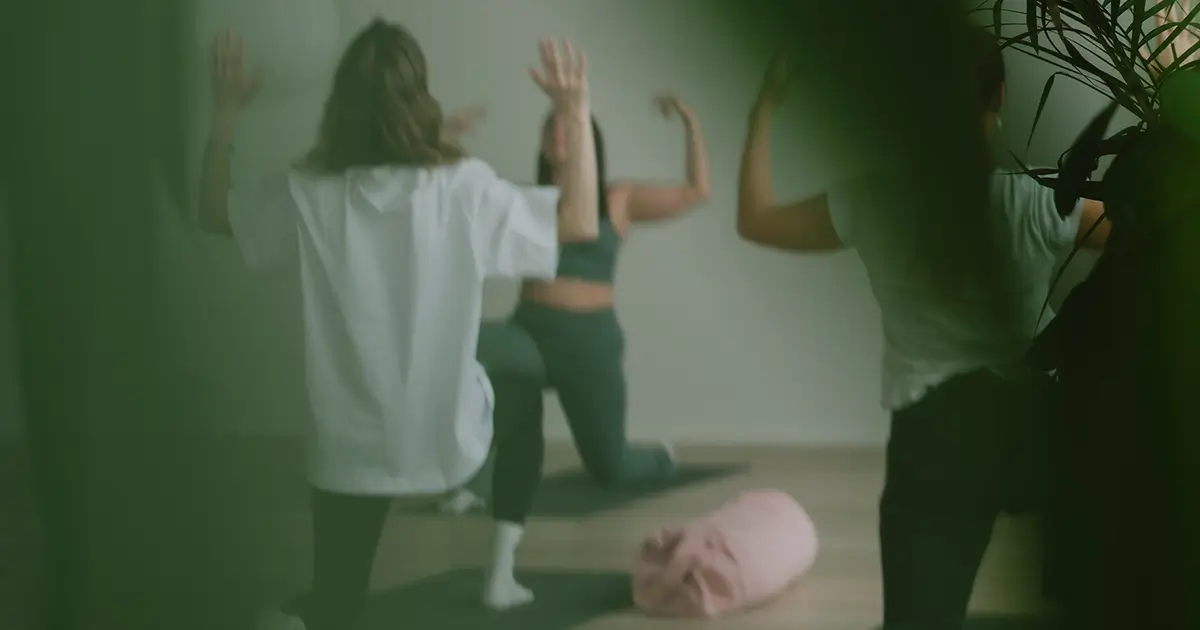 Aamuflow on energisoivä joogatunti barajoogassa.