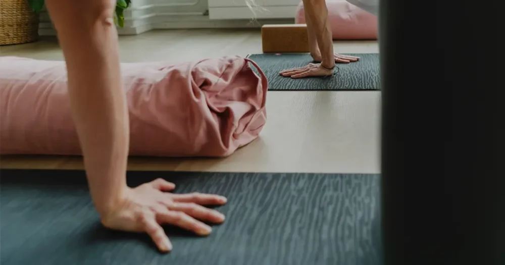 Virtaa viikonloppuun flow joogatunti barajoogassa helsingin sompasaaressa.